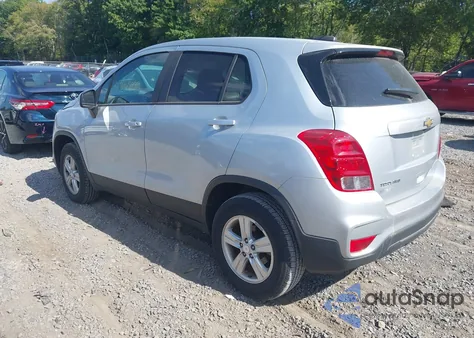 2020 Chevrolet Trax Awd Ls z USA, uszkodzony, nr VIN 3GNCJNSB5LL212798